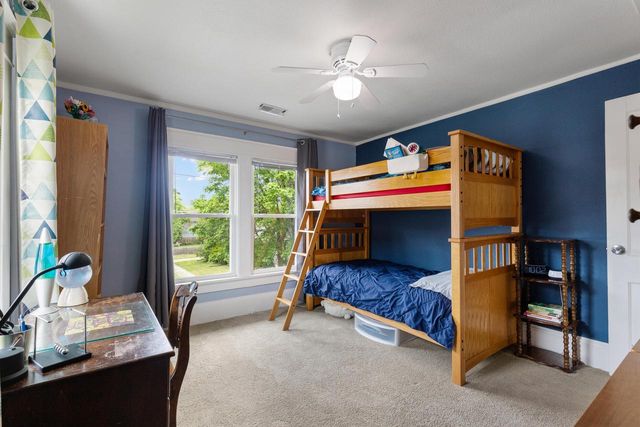 735 Beechwood AVENUE, Waukesha, WI 53186
