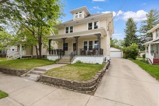 735 Beechwood AVENUE, Waukesha, WI 53186