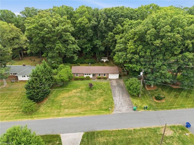 306 Spring Street, King, NC 27021