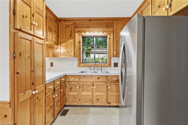 306 Spring Street, King, NC 27021