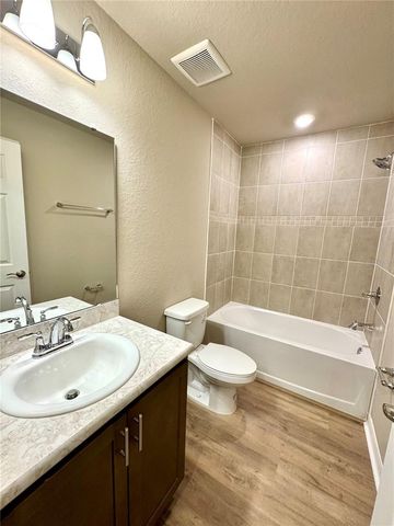 5745 FRESHWATER CANYON DRIVE, St Cloud, FL 34771