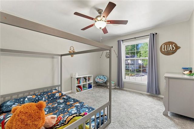 12021 W 100TH Street, Lenexa, KS 66215