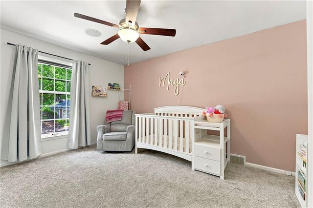 12021 W 100TH Street, Lenexa, KS 66215