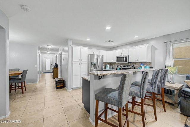 2565 E SOUTHERN Avenue 74, Mesa, AZ 85204