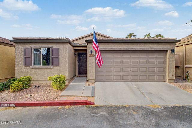 2565 E SOUTHERN Avenue 74, Mesa, AZ 85204