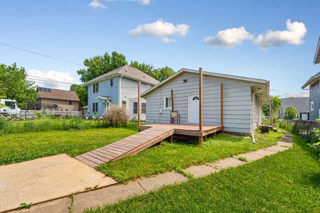 819 Morgan Avenue N, Minneapolis, MN 55411