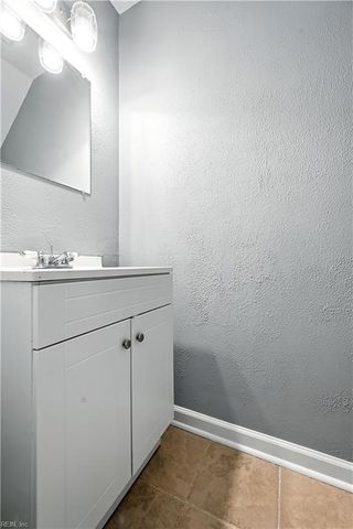 3841 Whitechapel ARCH, Chesapeake, VA 23321