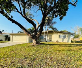 361 SEA GRAPE ROAD, Venice, FL 34293
