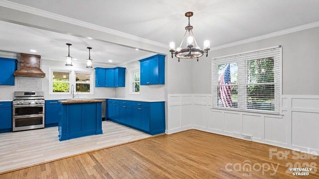 608 W 4th Avenue, Gastonia, NC 28052
