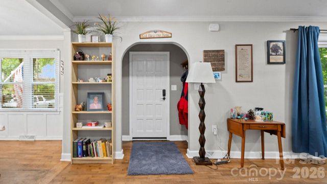 608 W 4th Avenue, Gastonia, NC 28052