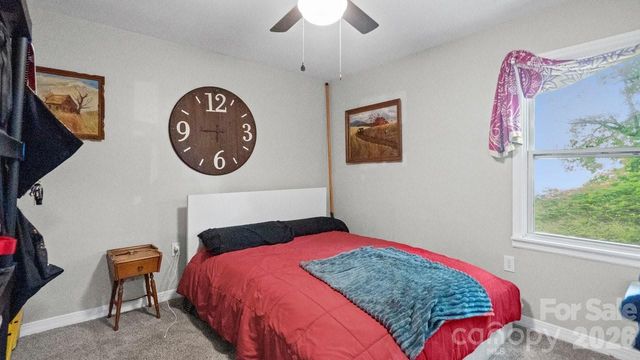 608 W 4th Avenue, Gastonia, NC 28052