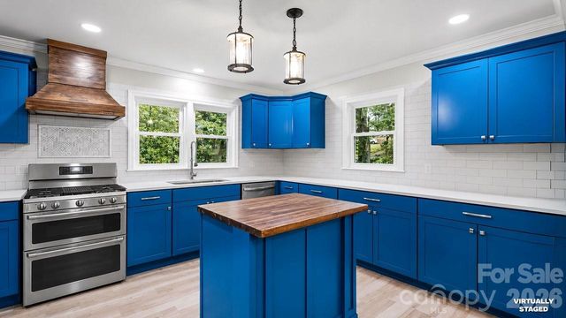 608 W 4th Avenue, Gastonia, NC 28052