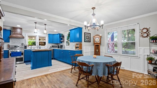 608 W 4th Avenue, Gastonia, NC 28052