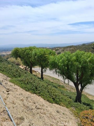 24303 Woolsey Canyon Road 5, West Hills, CA 91304