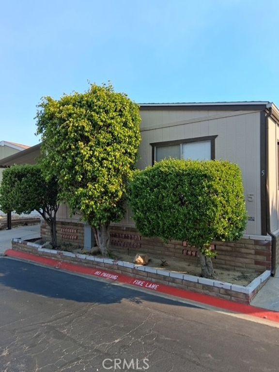 24303 Woolsey Canyon Road 5, West Hills, CA 91304