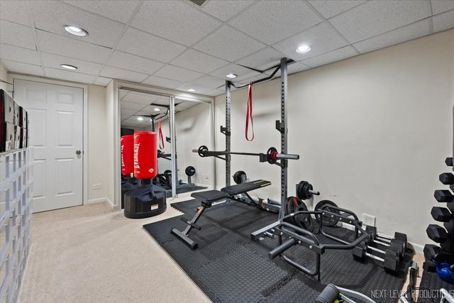 292 SHADOWBEND Drive 292, Wheeling, IL 60090