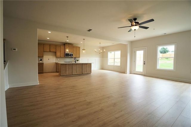35 Aviation Rd SE, Marietta, GA 30060