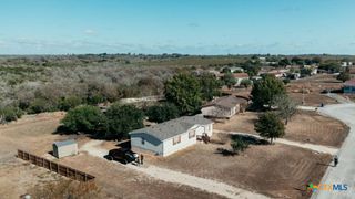 153 Davie Lane, Marion, TX 78124