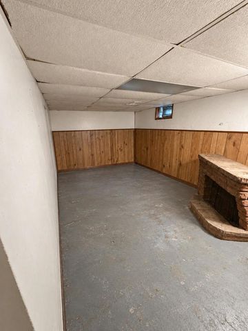 14717 Turlington Avenue, Harvey, IL 60426