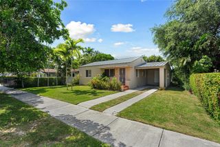 2750 NW 4th Street, Miami, FL 33125