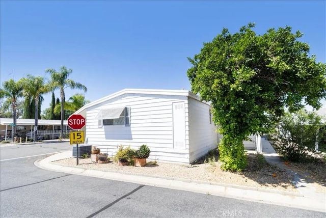 5001 W Florida 512, Hemet, CA 92545