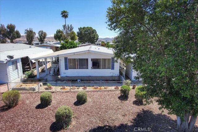 5001 W Florida 512, Hemet, CA 92545