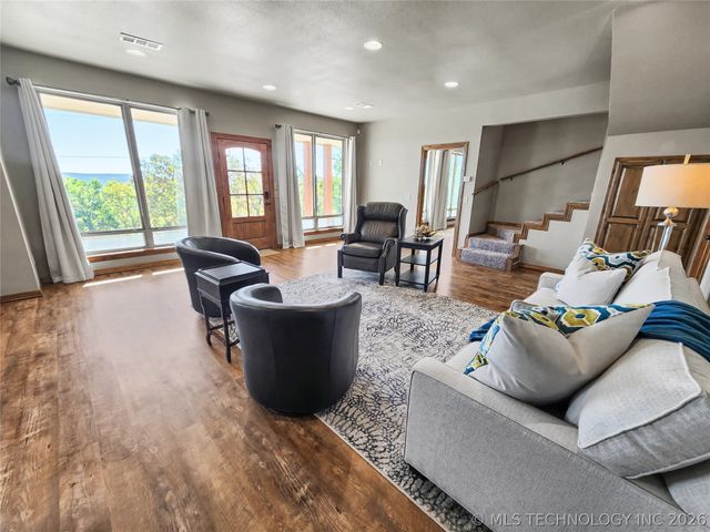 29498 S Timberline Drive, Park Hill, OK 74451