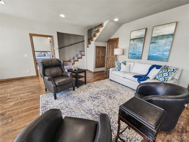 29498 S Timberline Drive, Park Hill, OK 74451