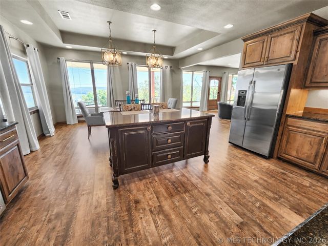 29498 S Timberline Drive, Park Hill, OK 74451