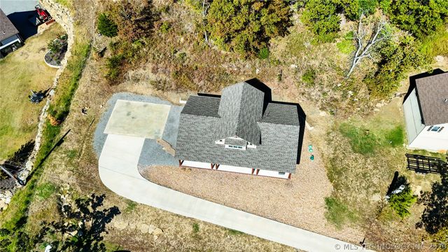 29498 S Timberline Drive, Park Hill, OK 74451