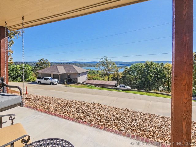 29498 S Timberline Drive, Park Hill, OK 74451