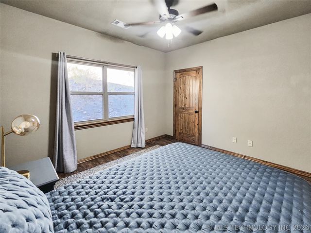 29498 S Timberline Drive, Park Hill, OK 74451