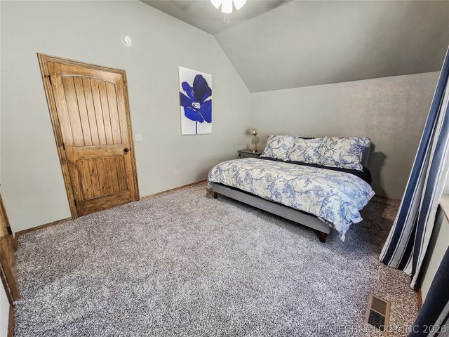 29498 S Timberline Drive, Park Hill, OK 74451