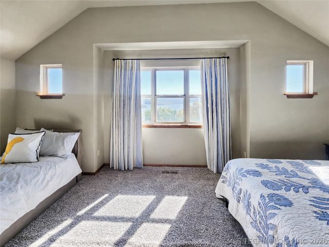 29498 S Timberline Drive, Park Hill, OK 74451