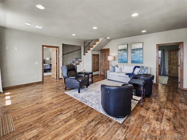 29498 S Timberline Drive, Park Hill, OK 74451