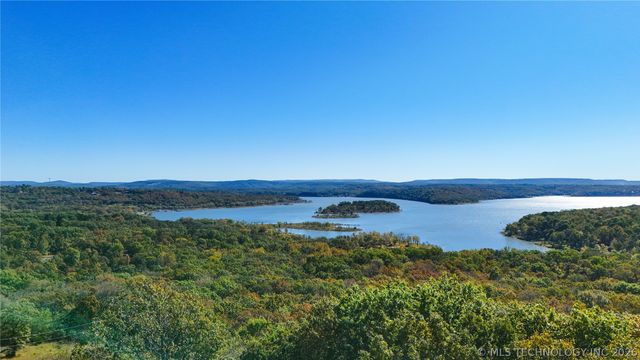 29498 S Timberline Drive, Park Hill, OK 74451