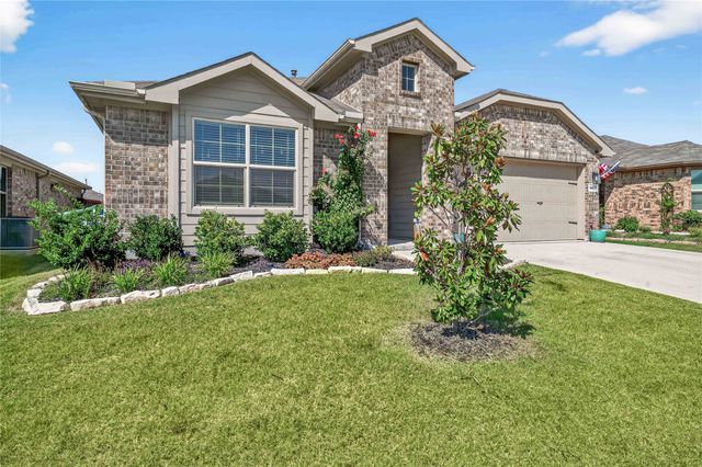 16617 Milwaukee Street, Justin, TX 76247
