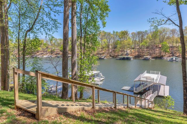 1376 Old Mansford Rd, Winchester, TN 37398