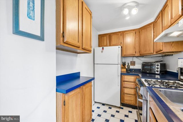 2119 RODMAN ST, Philadelphia, PA 19146