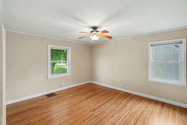 3600 Noble Avenue N, Robbinsdale, MN 55422