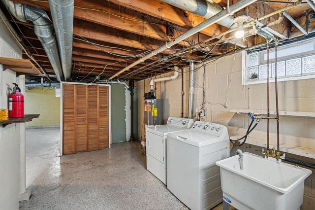 3600 Noble Avenue N, Robbinsdale, MN 55422
