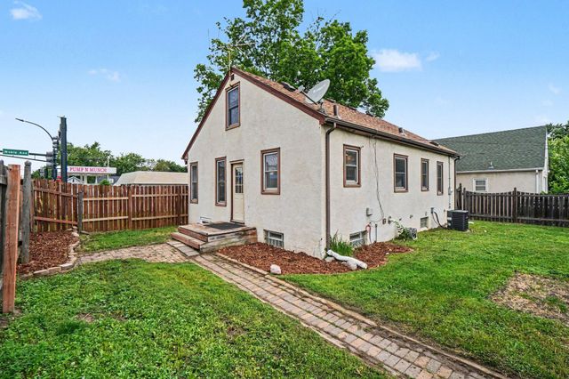 3600 Noble Avenue N, Robbinsdale, MN 55422