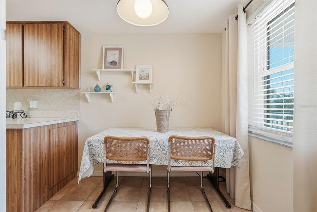 11901 LAGOON LANE 202, Treasure Island, FL 33706