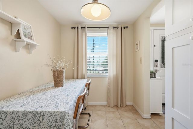11901 LAGOON LANE 202, Treasure Island, FL 33706