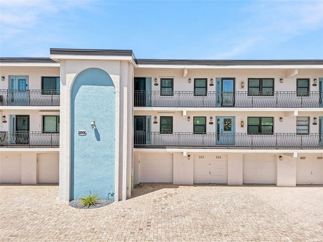 11901 LAGOON LANE 202, Treasure Island, FL 33706