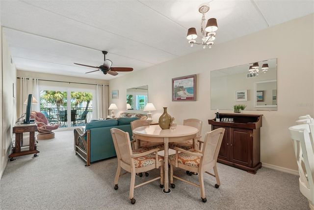 11901 LAGOON LANE 202, Treasure Island, FL 33706