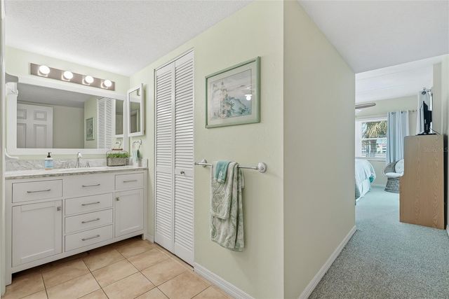 11901 LAGOON LANE 202, Treasure Island, FL 33706