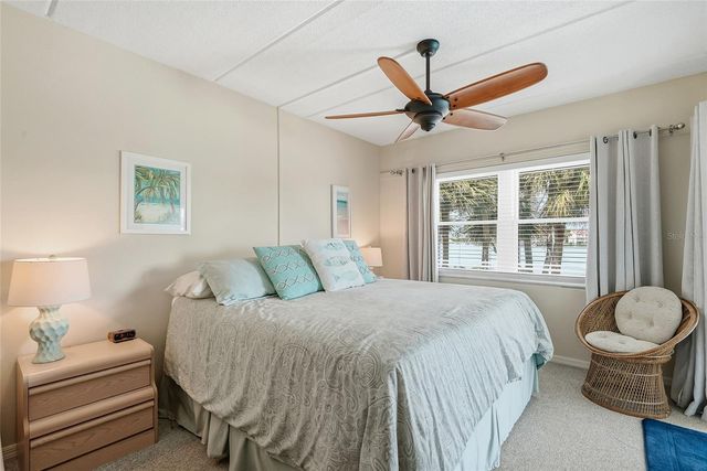 11901 LAGOON LANE 202, Treasure Island, FL 33706