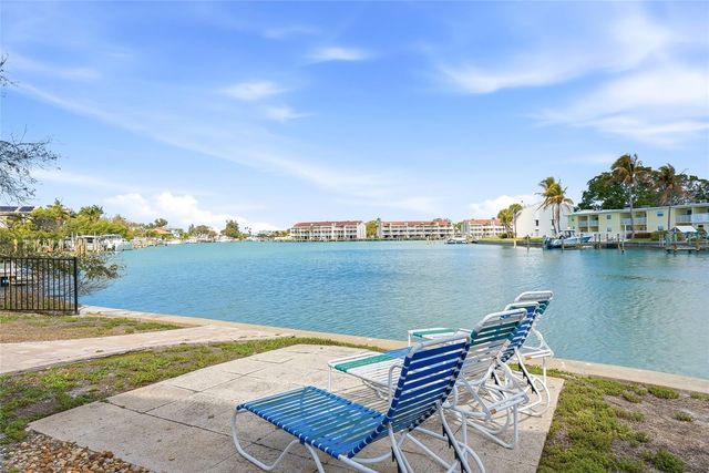 11901 LAGOON LANE 202, Treasure Island, FL 33706