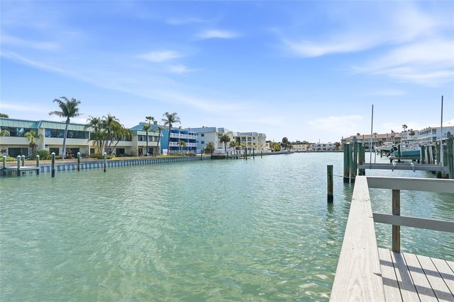 11901 LAGOON LANE 202, Treasure Island, FL 33706